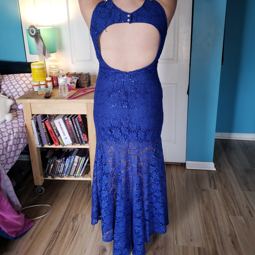Prom Dress - Picture 4 of 4
